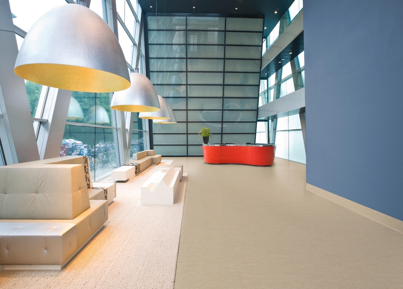 Homogeneous Flooring in reception area